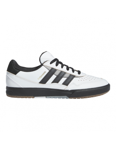 Adidas Tyshawn II Shoes - Crystal White / Core Black / Charcoal Solid Grey de l' environnement